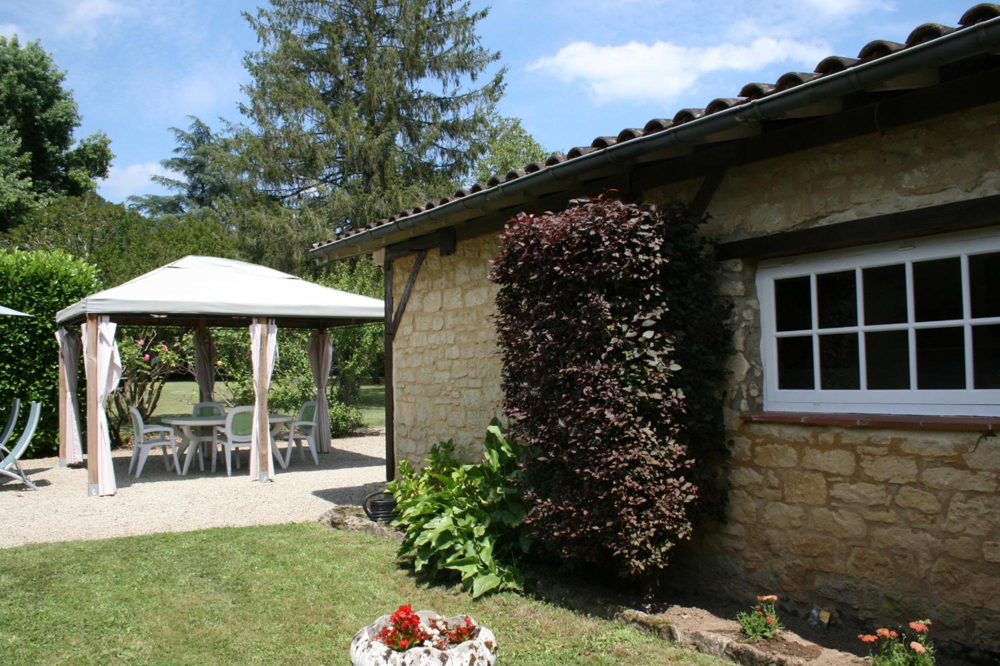 Villa Domaine des Hirondelles Saint-Vincent-de-Cosse Esterno foto
